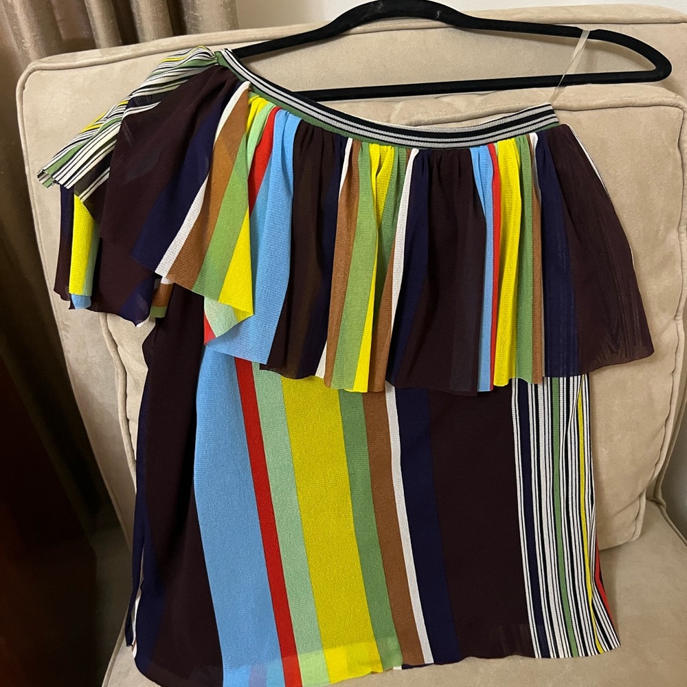 Brand new multi colored top